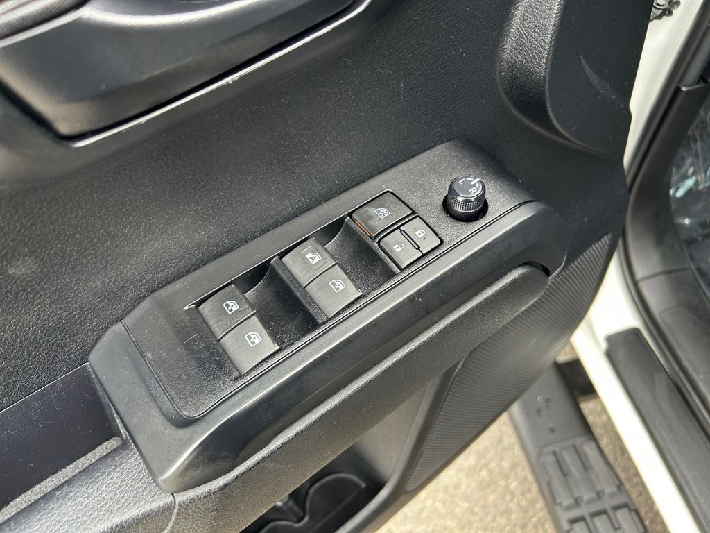 2023 Toyota TACOMA SR SR V6