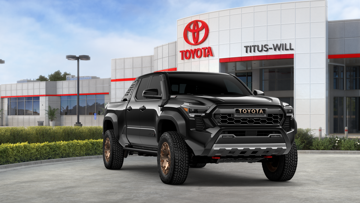 2026 Toyota Tacoma i-FORCE MAX Trailhunter