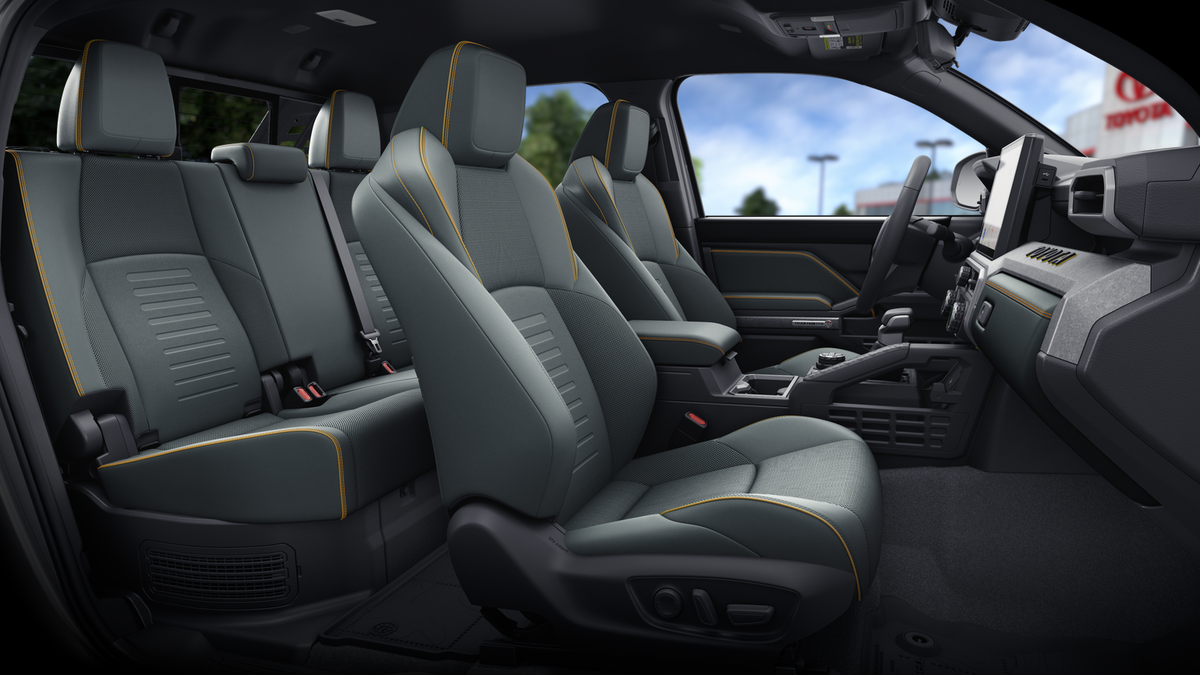 2026 Toyota Tacoma i-FORCE MAX Trailhunter