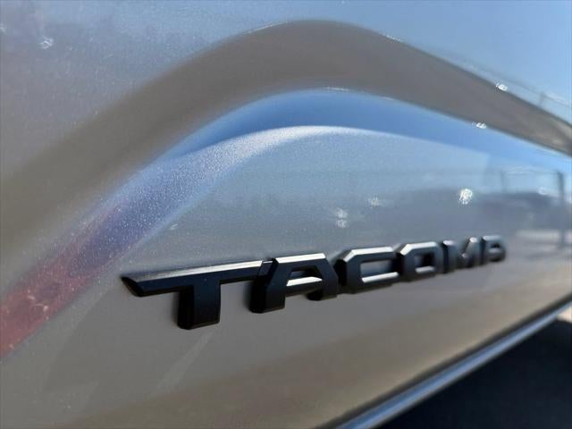 2025 Toyota Tacoma TRD Off Road - Photo 70