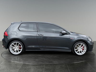 2016 Volkswagen Golf GTI S