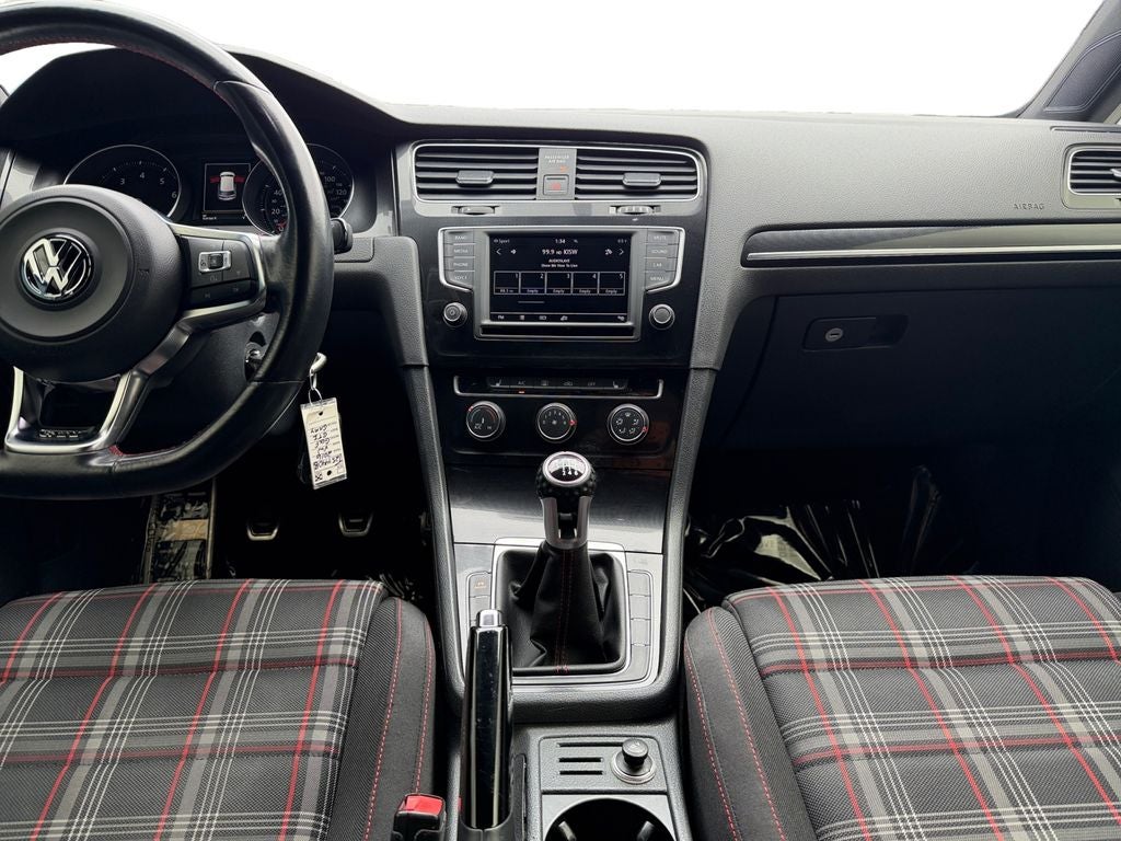 2016 Volkswagen Golf GTI S