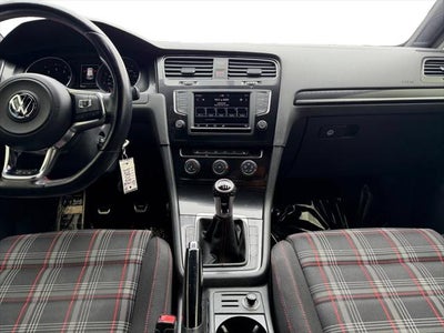 2016 Volkswagen Golf GTI S