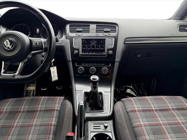 2016 Volkswagen Golf GTI S