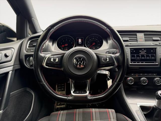 2016 Volkswagen Golf GTI S