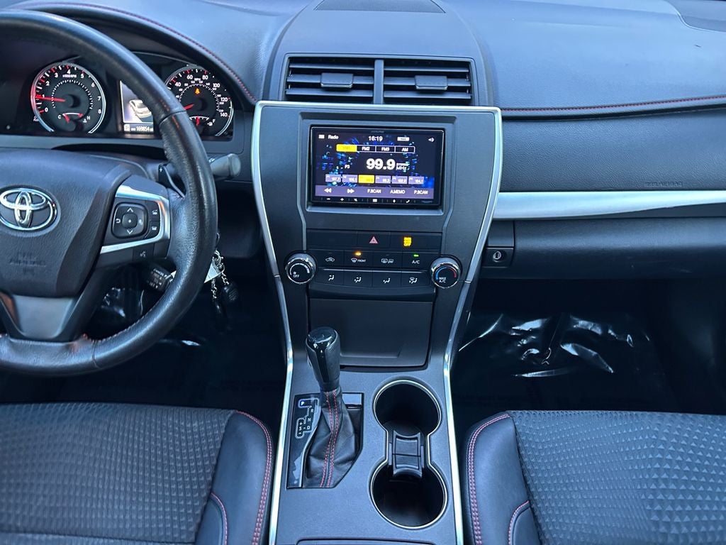 2015 Toyota Camry SE 1 Owner