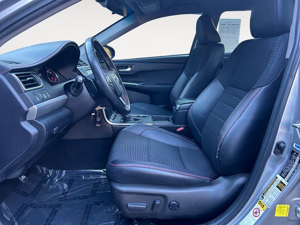 2015 Toyota Camry SE 1 Owner