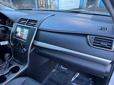 2015 Toyota Camry SE 1 Owner