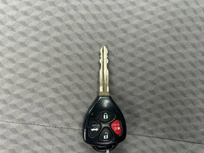 2011 Toyota CAMRY LE