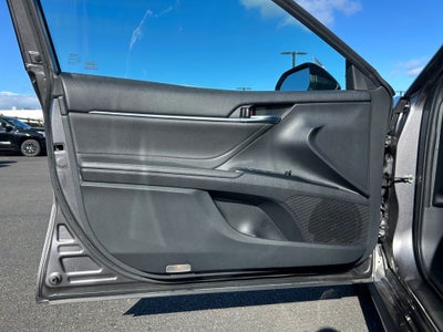 2018 Toyota CAMRY XLE