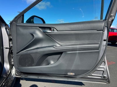 2018 Toyota CAMRY XLE