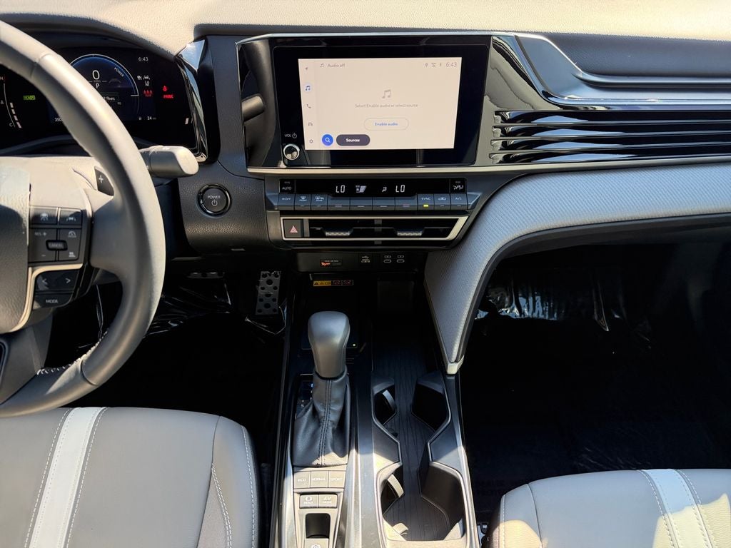 2026 Toyota Camry SE HYBRID