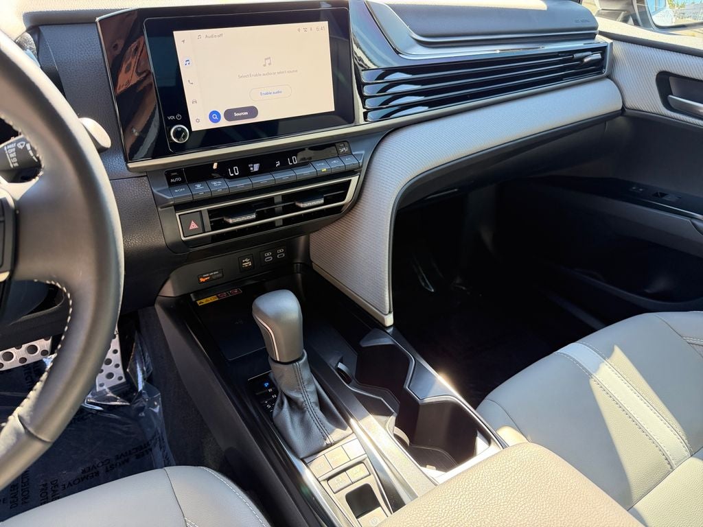2026 Toyota Camry SE HYBRID