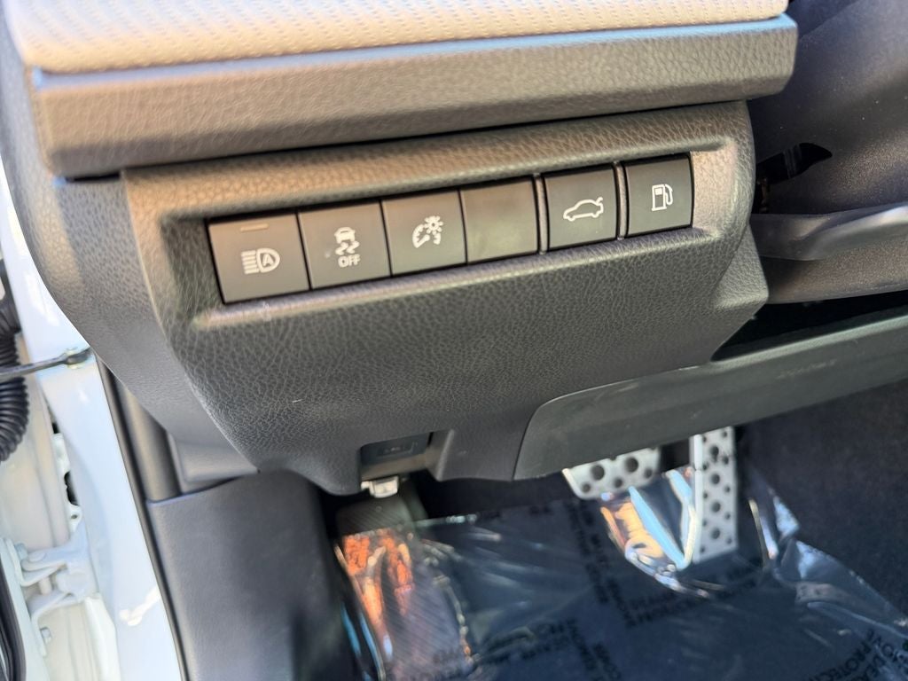 2026 Toyota Camry SE HYBRID