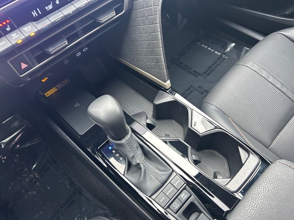 2025 Toyota CAMRY XLE