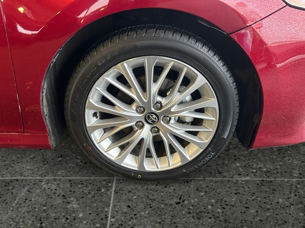 2020 Toyota Camry Hybrid XLE