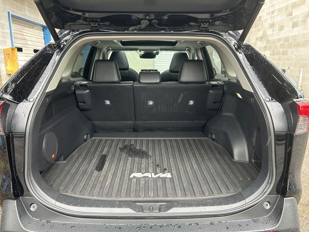 2022 Toyota RAV4 HYBRID Limited