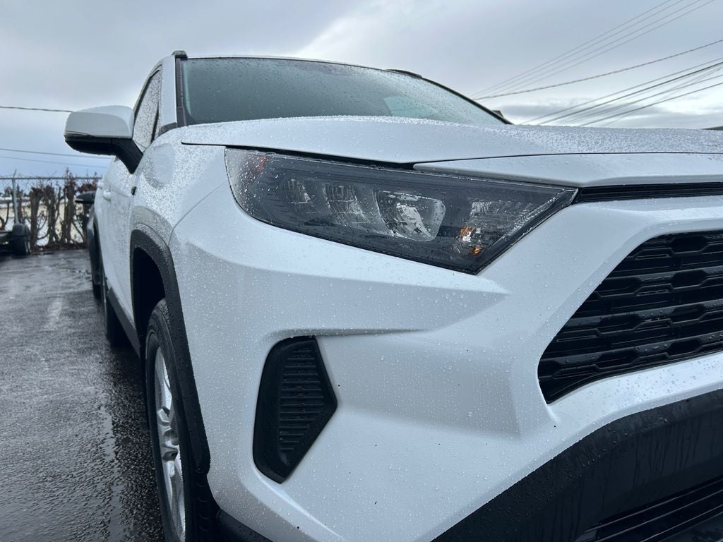 2021 Toyota RAV4 HYBRID LE
