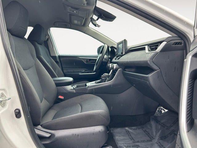 2021 Toyota RAV4 HYBRID LE 1 Owner