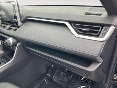 2022 Toyota RAV4 HYBRID SE