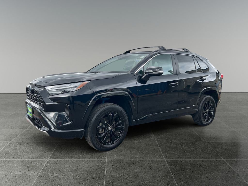 2022 Toyota RAV4 HYBRID SE