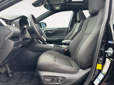 2022 Toyota RAV4 HYBRID SE