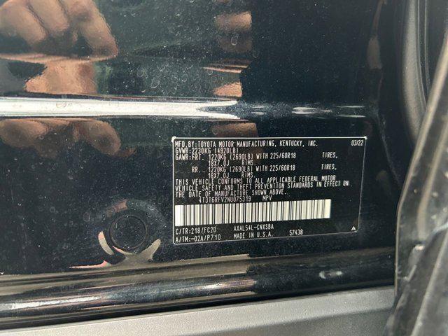 2022 Toyota RAV4 HYBRID SE
