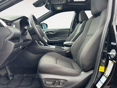 2022 Toyota RAV4 HYBRID SE