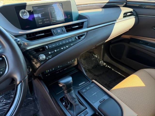 2021 Lexus ES 250