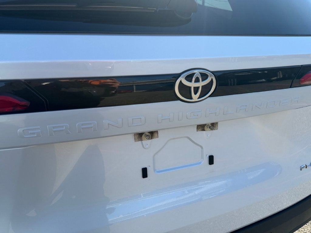 2024 Toyota Grand Highlander Platinum