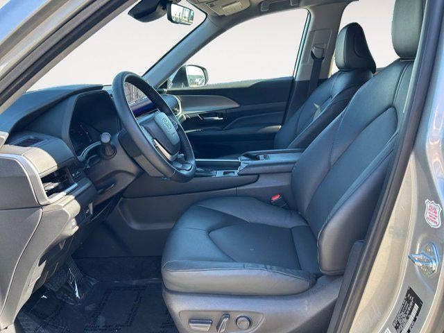 2025 Toyota GRAND HIGHLANDER XLE