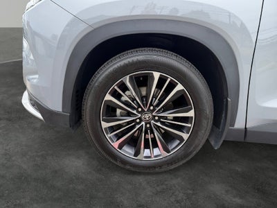 2025 Toyota Grand Highlander Hybrid MAX Platinum