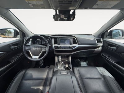 2018 Toyota Highlander Hybrid Limited Platinum 30 MPG