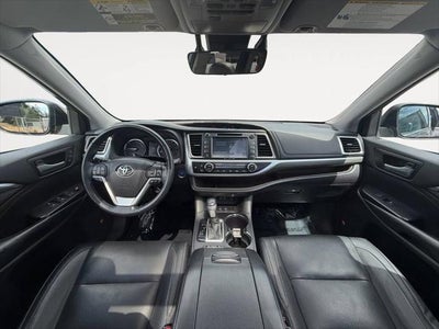 2018 Toyota Highlander Hybrid Limited Platinum 30 MPG
