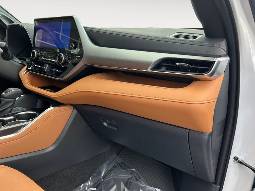 2026 Toyota Highlander Hybrid Hybrid Platinum