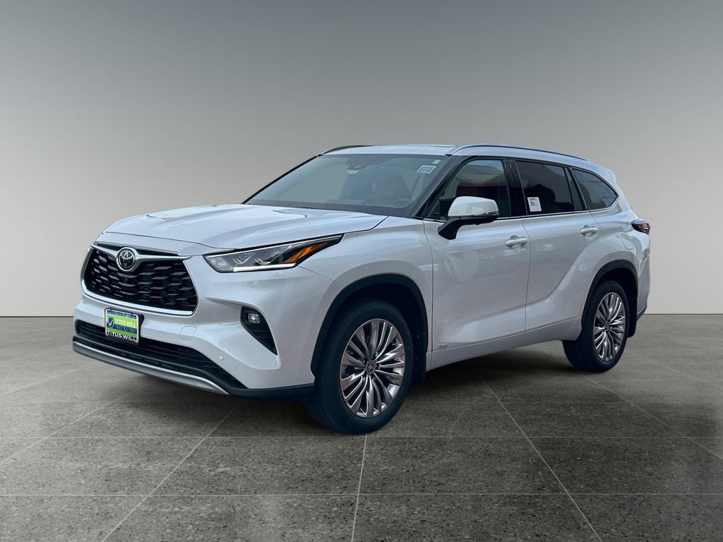 2026 Toyota Highlander Hybrid Hybrid Platinum