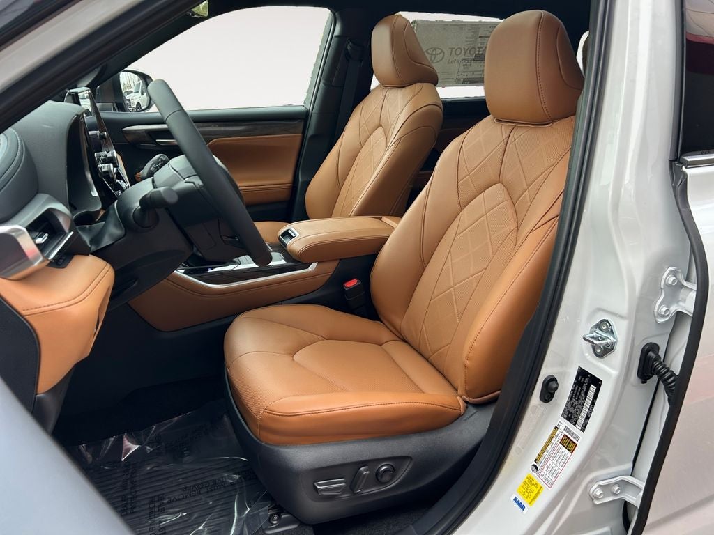 2026 Toyota Highlander Hybrid Hybrid Platinum