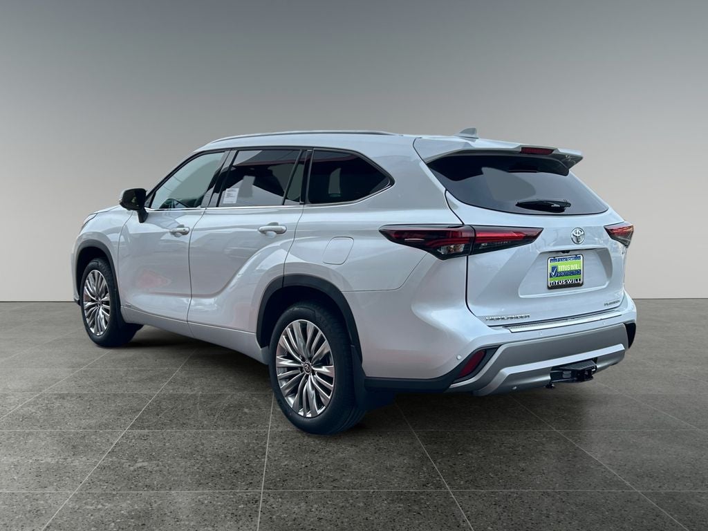 2026 Toyota Highlander Hybrid Hybrid Platinum