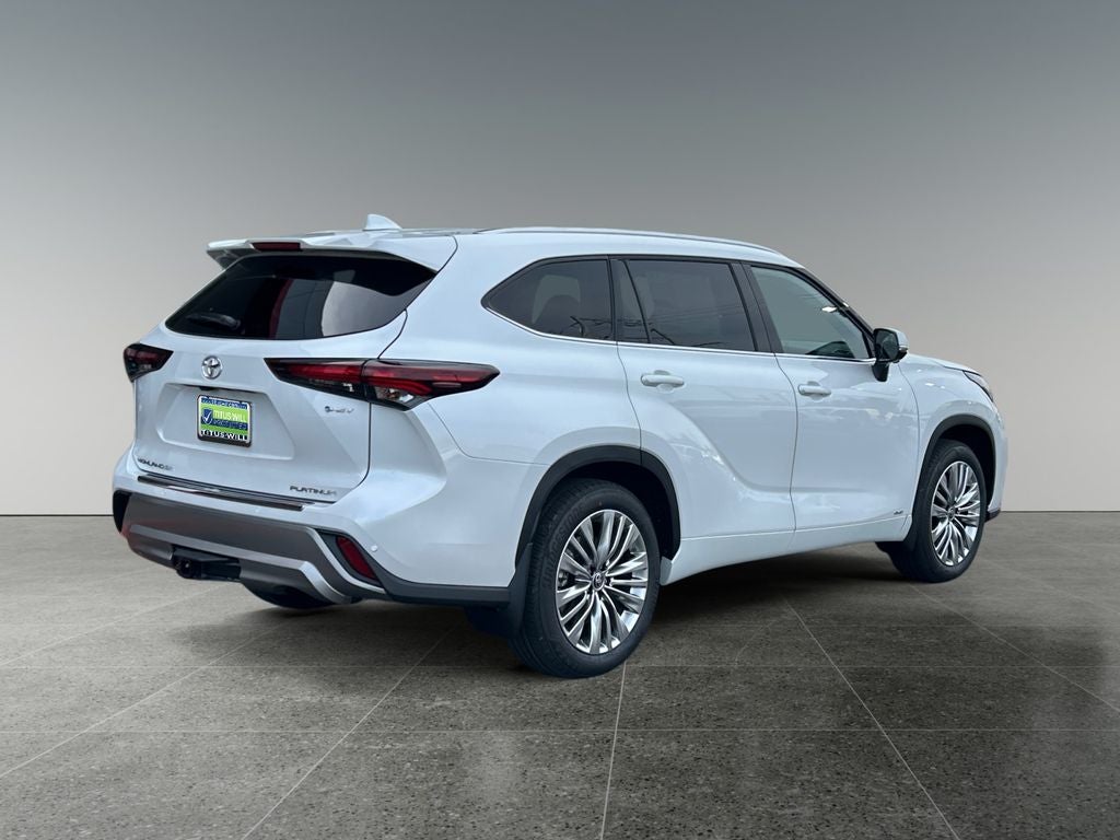 2026 Toyota Highlander Hybrid Hybrid Platinum