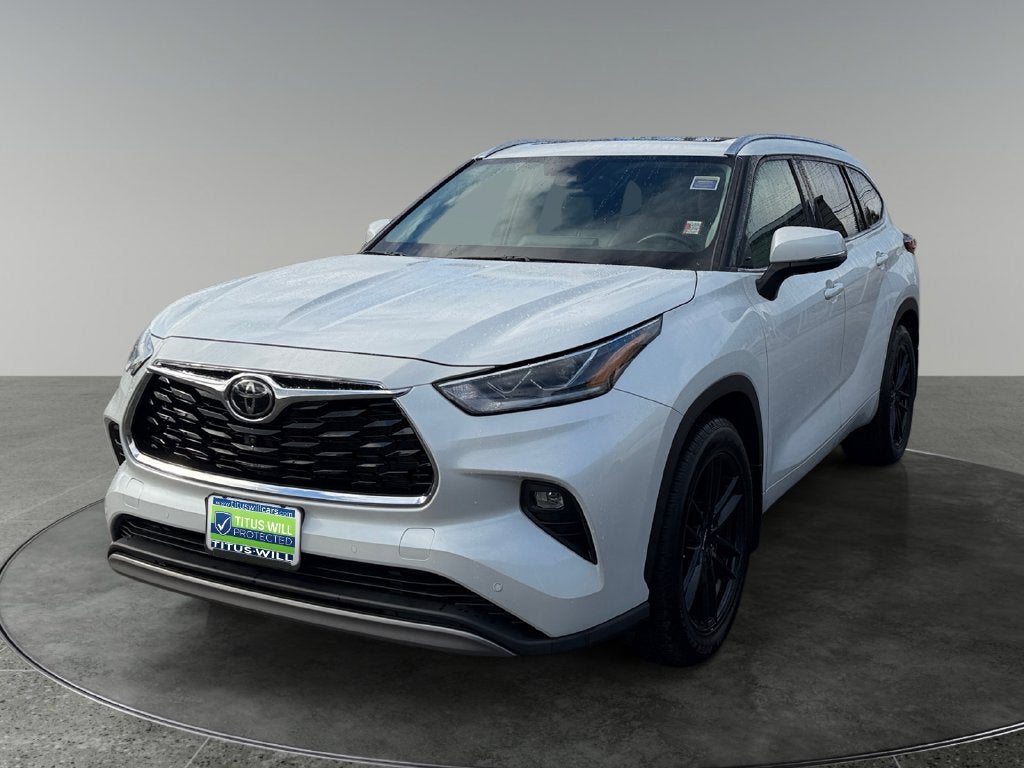 2022 Toyota Highlander Platinum
