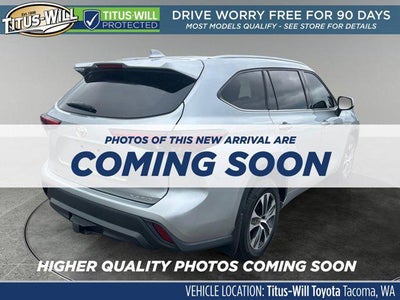 2022 Toyota HIGHLANDER XLE