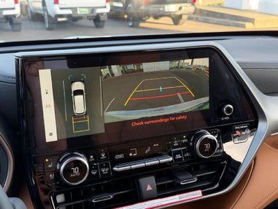 2026 Toyota Highlander Platinum