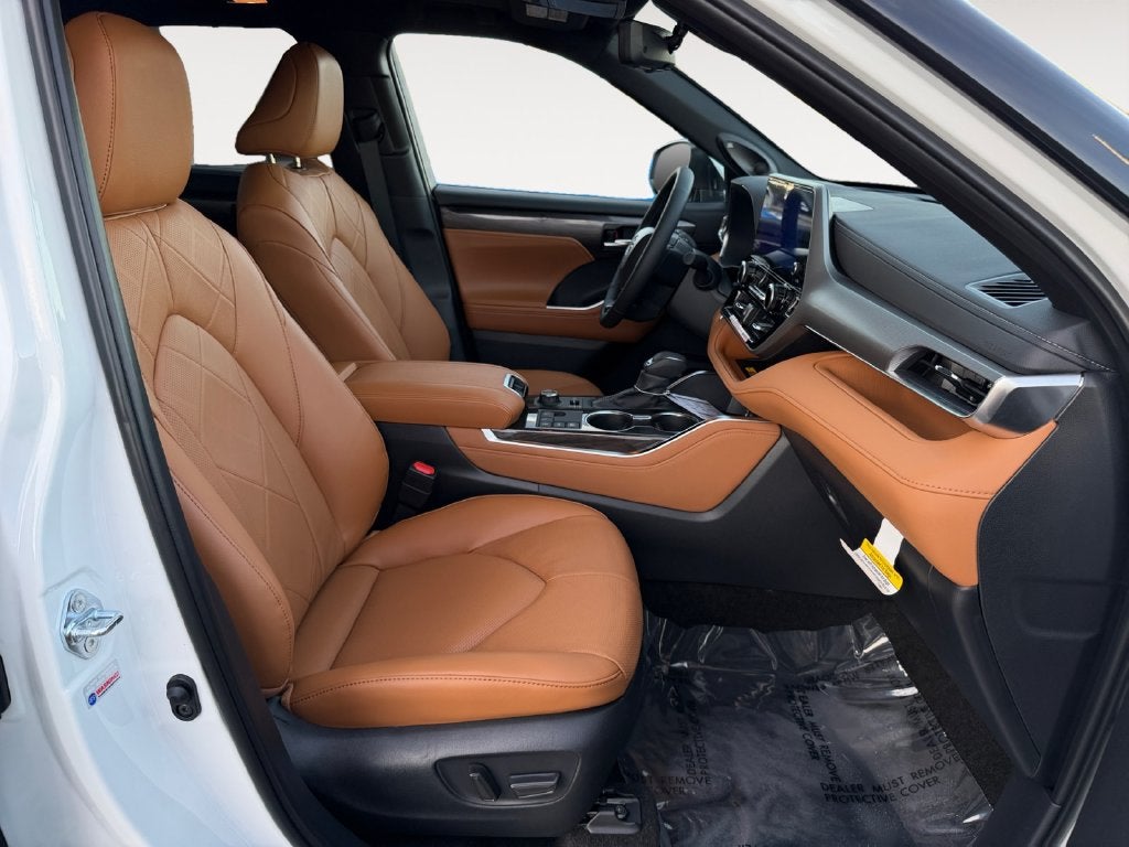 2026 Toyota Highlander Platinum
