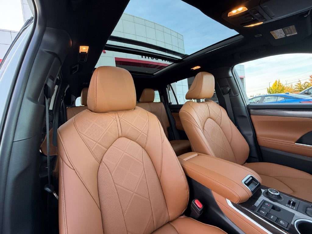2026 Toyota Highlander Platinum