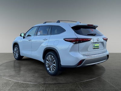 2026 Toyota Highlander Platinum