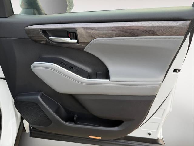 2024 Toyota Highlander Limited