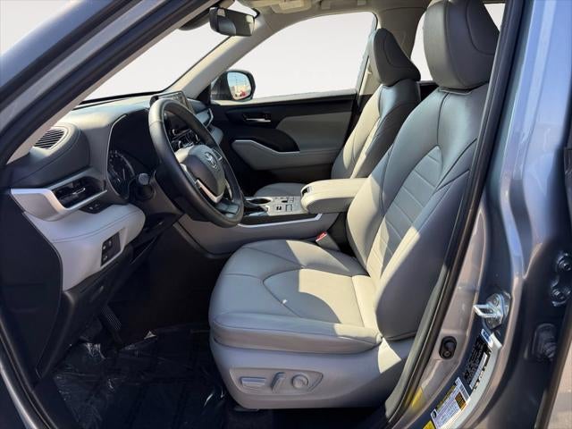 2024 Toyota Highlander XLE