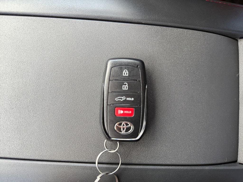 2025 Toyota Highlander XSE