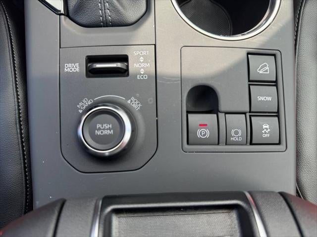 2025 Toyota Highlander XSE