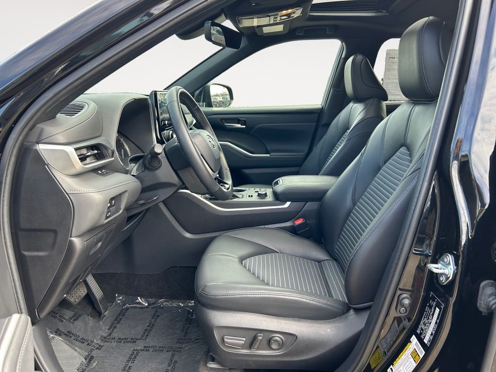 2023 Toyota HIGHLANDER XSE
